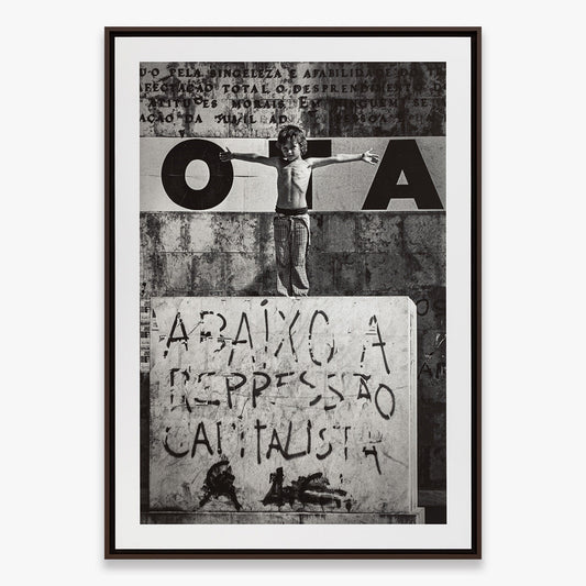 Collectible Lisboa art piece by Alfredo Cunha, sold via Underdogs