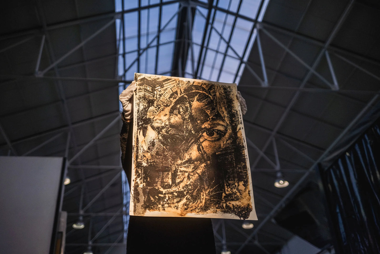 Buy the Relic artwork by Alexandre Farto aka Vhils now at Underdogs