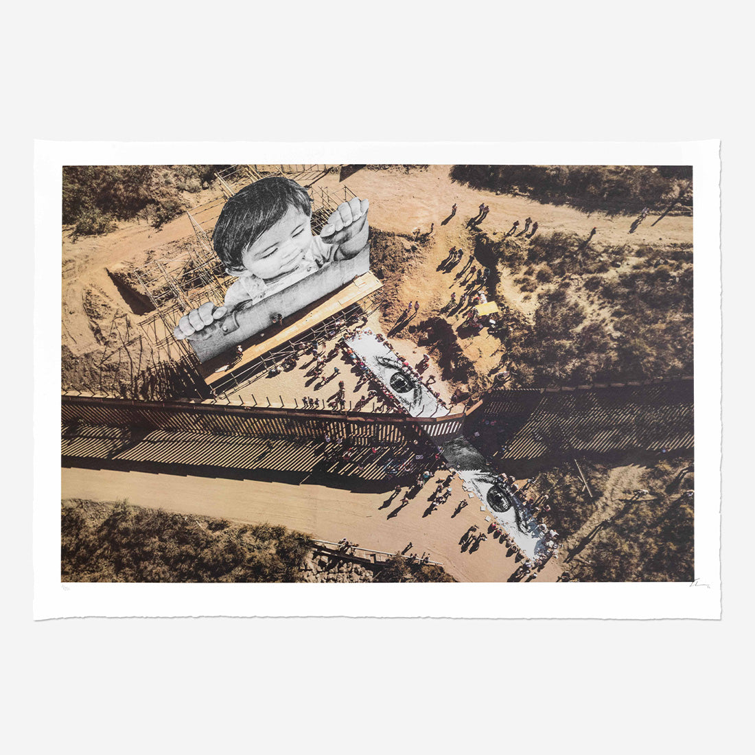 Image Product - Migrants, Mayra, Picnic across the border, General View, Tecate, Mexico - U.S.A.