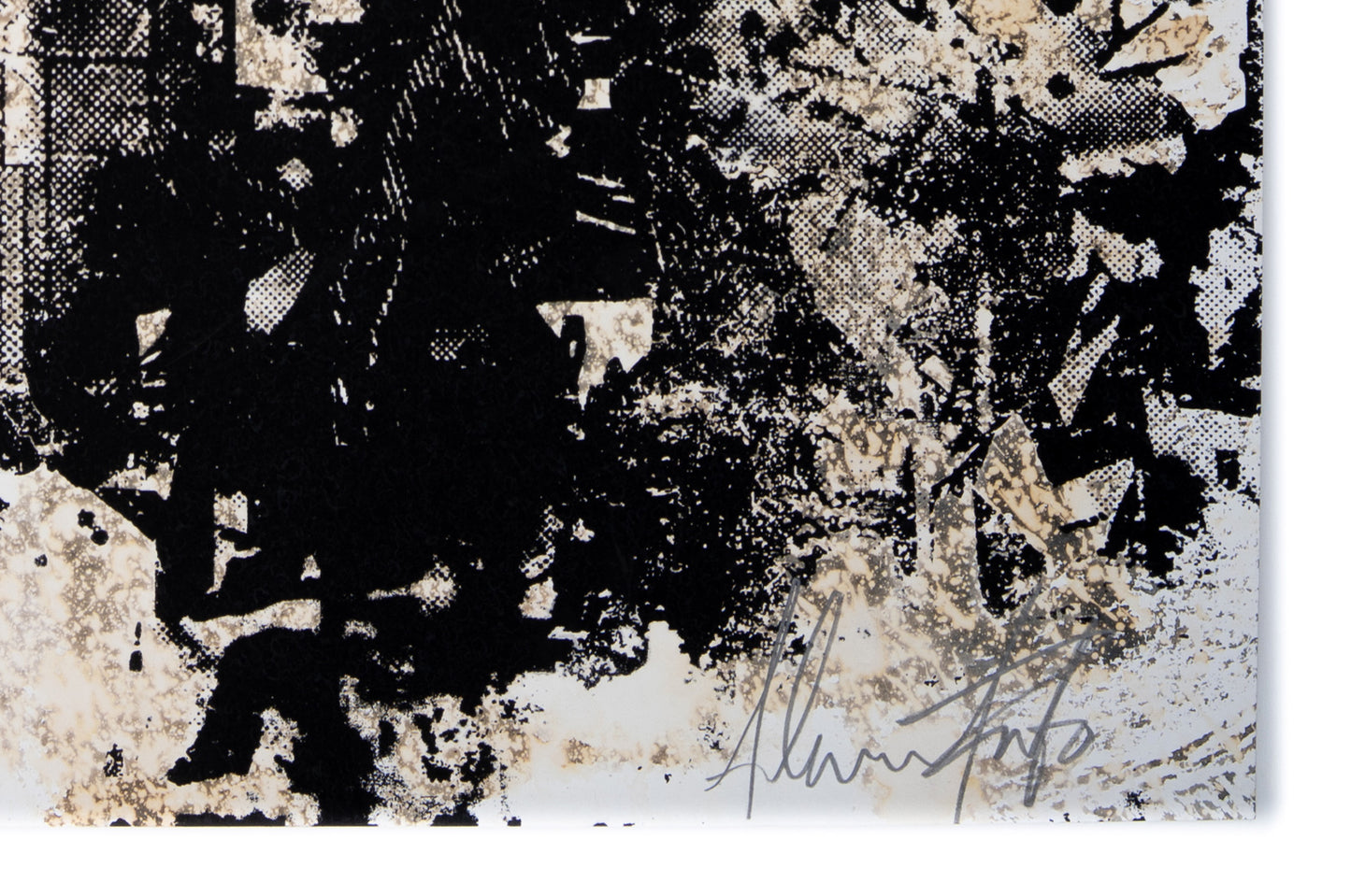 Buy the Stratum artwork by Alexandre Farto aka Vhils now at Underdogs