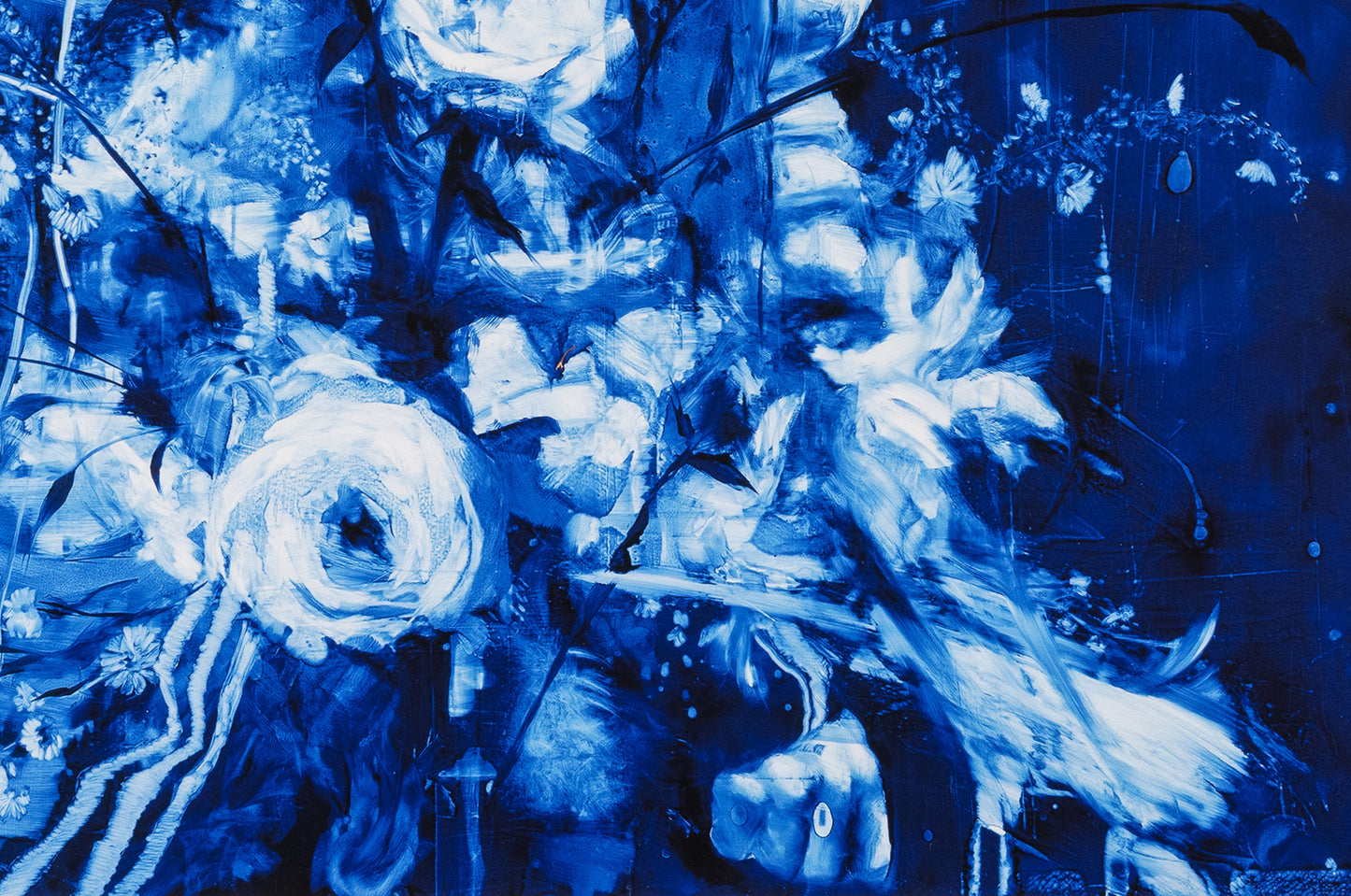 Close-up of Les Combattantes by Corentin Spear featuring layered blue flowers and brushwork