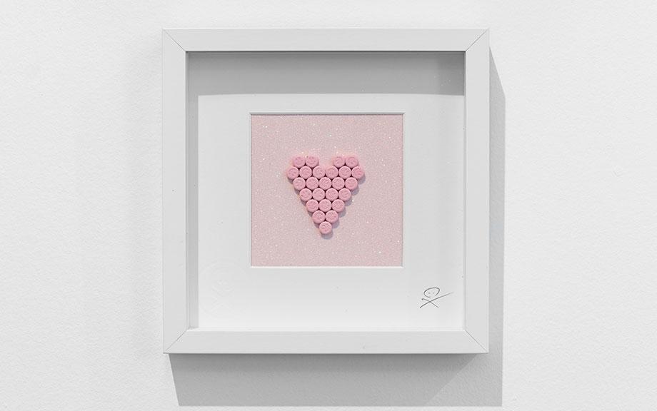 Chemical X — Love Heart Smiley – Pink