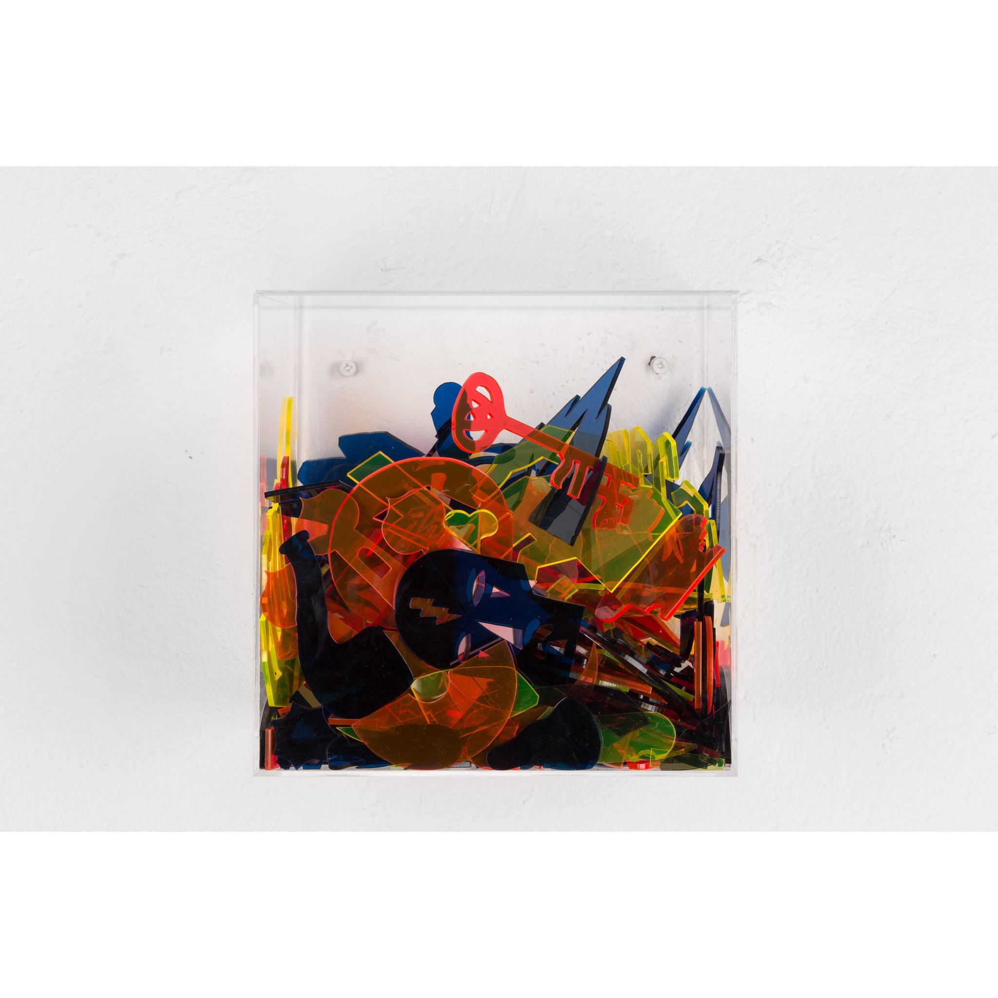 CLEAR • DISTORTED