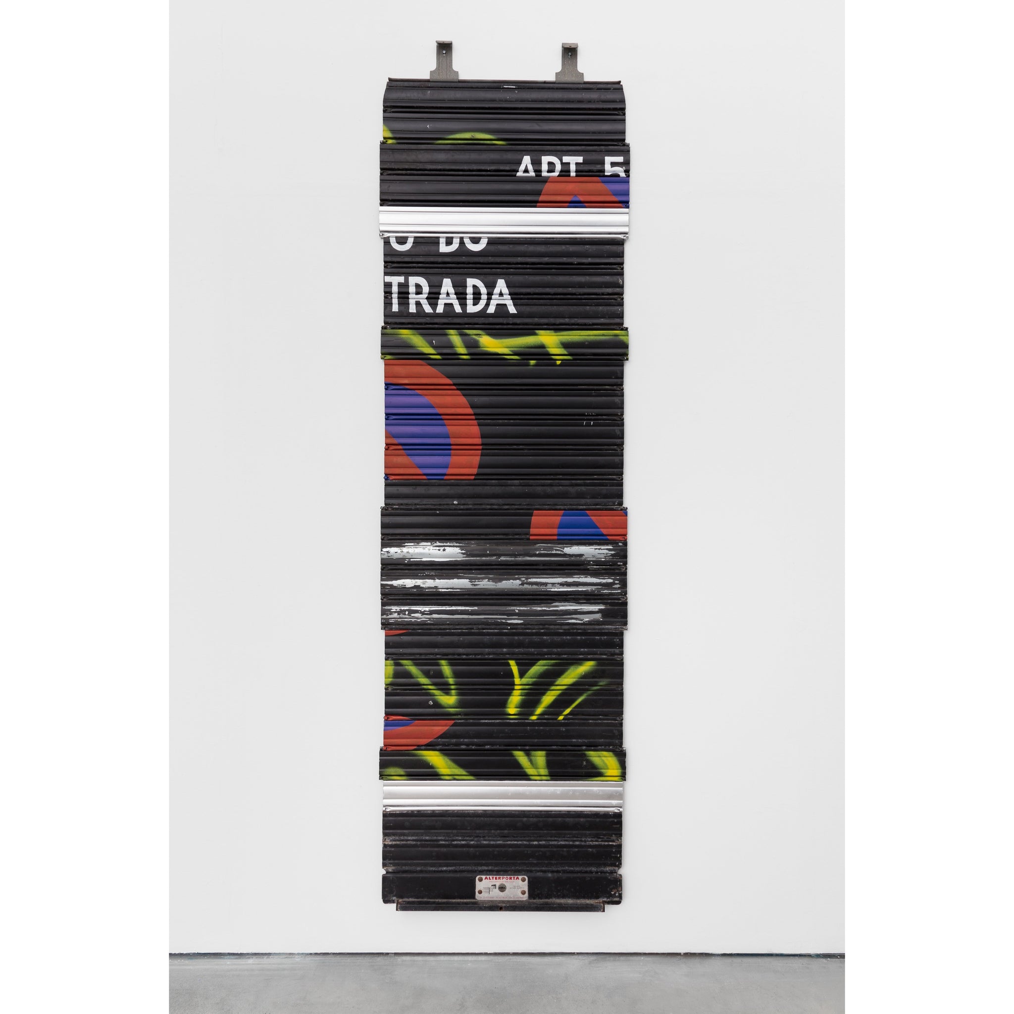 Thiago Nevs — Sujeito a vandalismo (Lisboa) 2